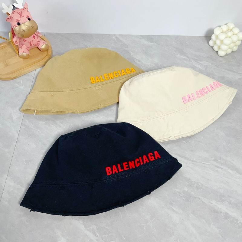 Balenciaga hat dx10